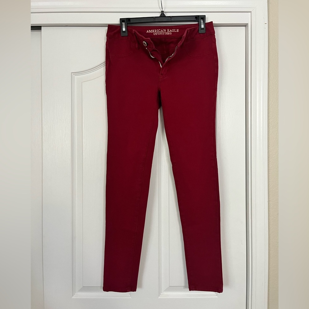 American Eagle Outfitters Maroon Jegging